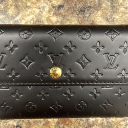 Luxury Women’s Wallet, NEW 