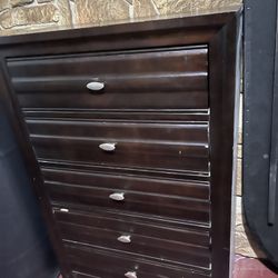 Free Dresser For Pickup 