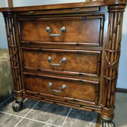 Beautiful side dresser! Solid wood w/heavy marble & pull out tray 