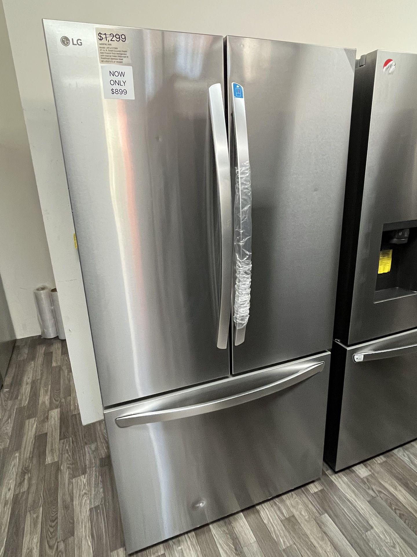 LG 27 Cu Ft Smart Counter Depth MAX French Door Refrigerator w/ Internal Water Dispenser