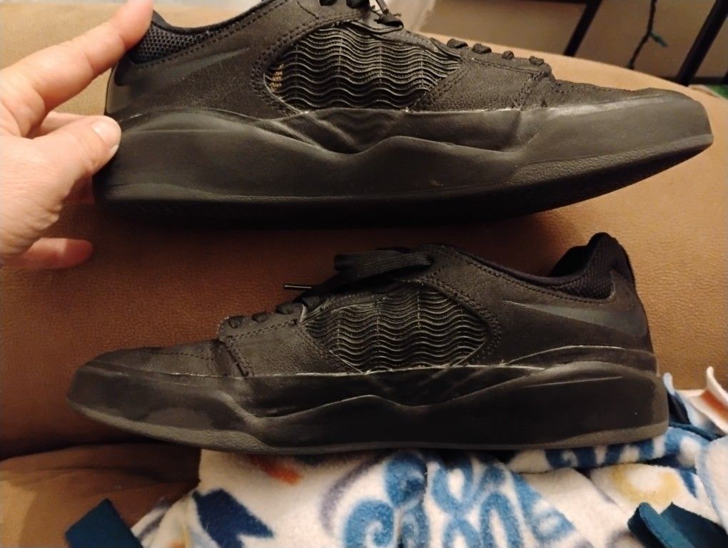 Nike SB Ishod Wair Skate Shoe