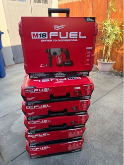1" SDS Plus Rotary Hammer Fuel 2 batteries 6.0 & Charger Kit 2912-22 Milwaukee M18