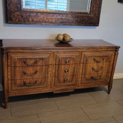 BEAUTIFUL SOLID WOOD MCM LONG DRESSER 