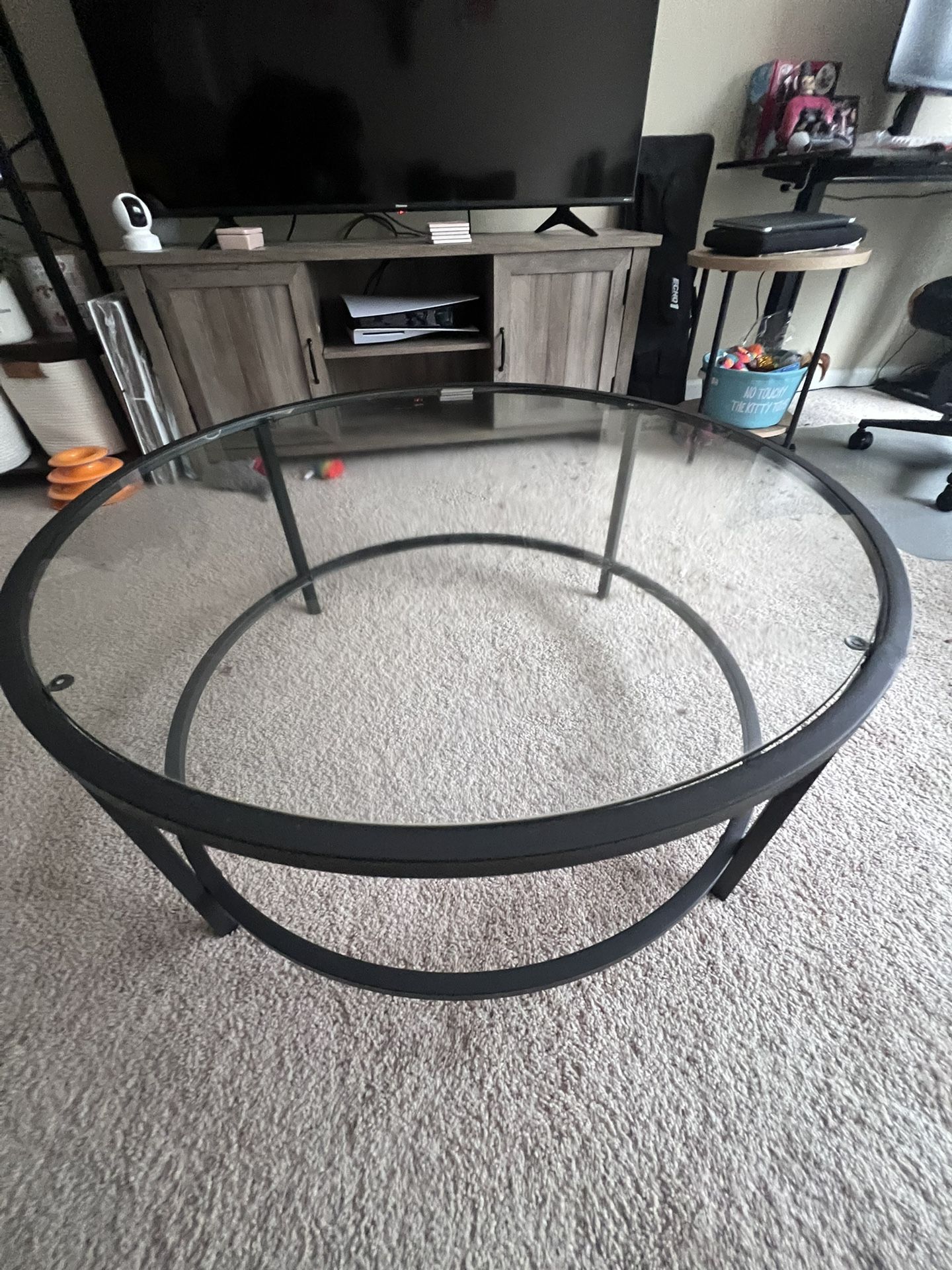 Round Table With Glass Top