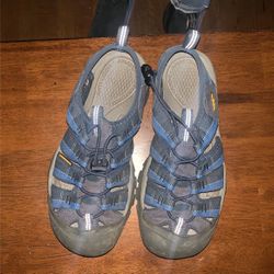 Keens Size 7.5 Mens 