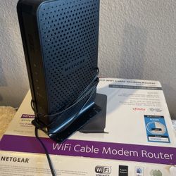Modem Router Netgear N300.
