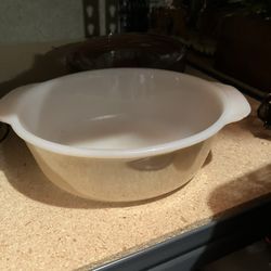 Fire King 1 1/2 Quart Baking Dish