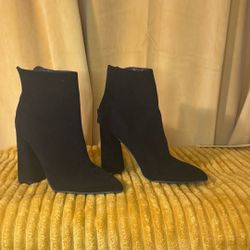 Murphy Women’s Elegant Black Boots By SO ME Size 8