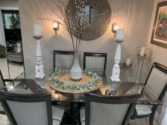 Dining Room Table With Chairs