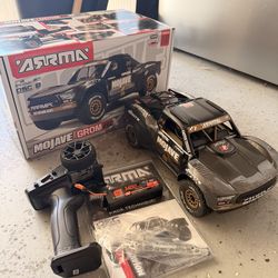 Mojave Grom BLX - 1/16 RC Car Truck