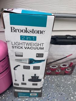 Handheld vacuum brook stone