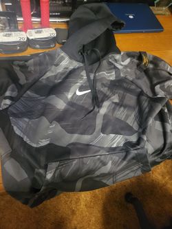 Mens Large Nike Hoodie