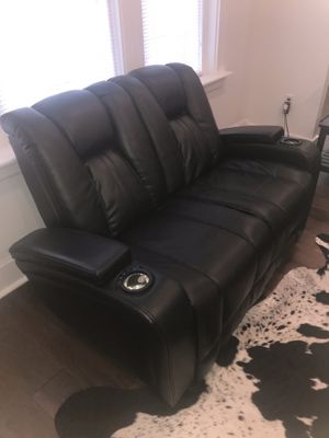 New And Used Leather Couch For In Cincinnati Oh Offerup