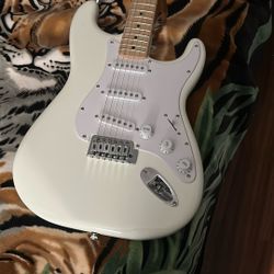 Squier Stratocaster 