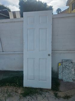 Free door