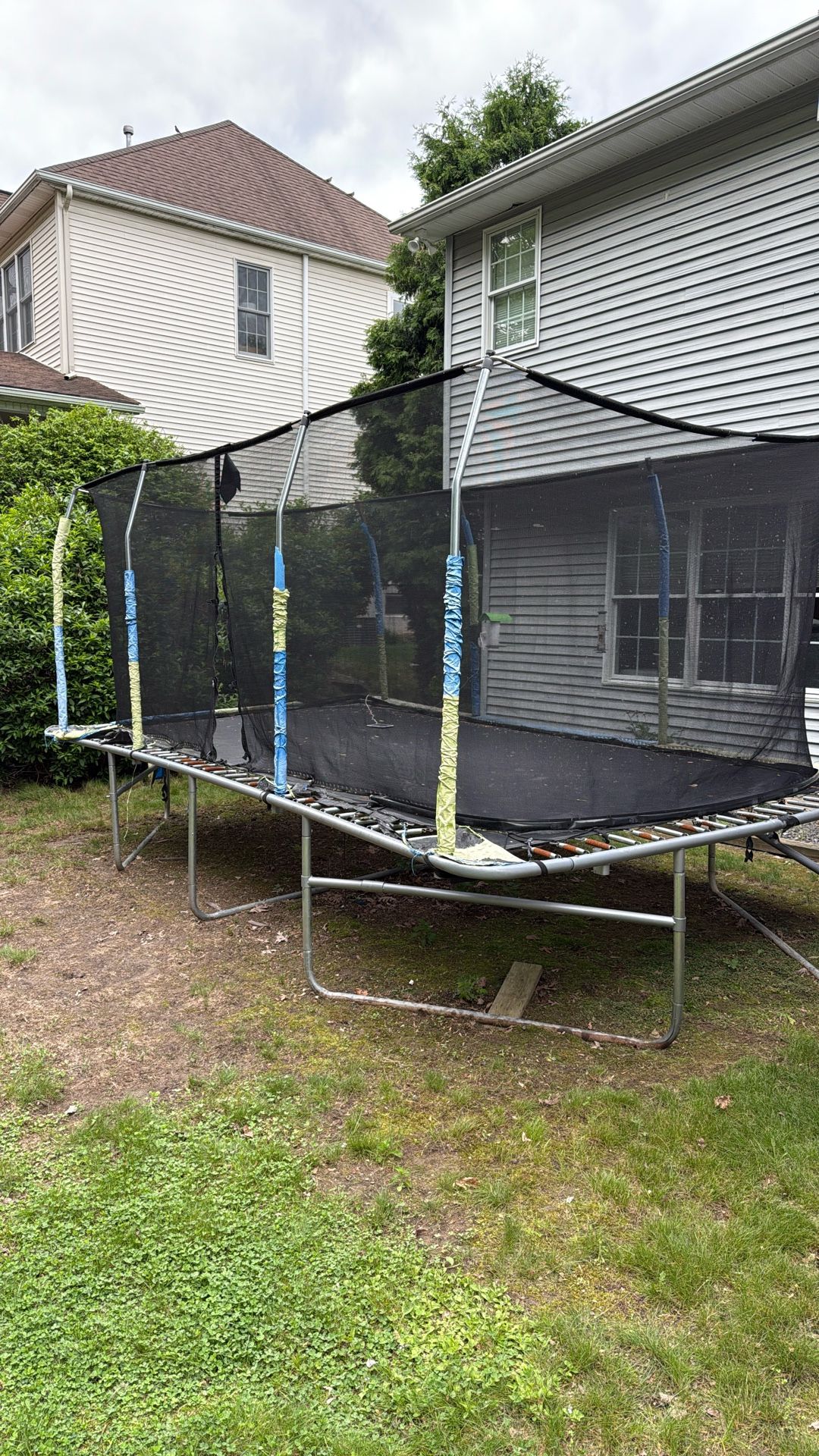 Trampoline (large rectangular)