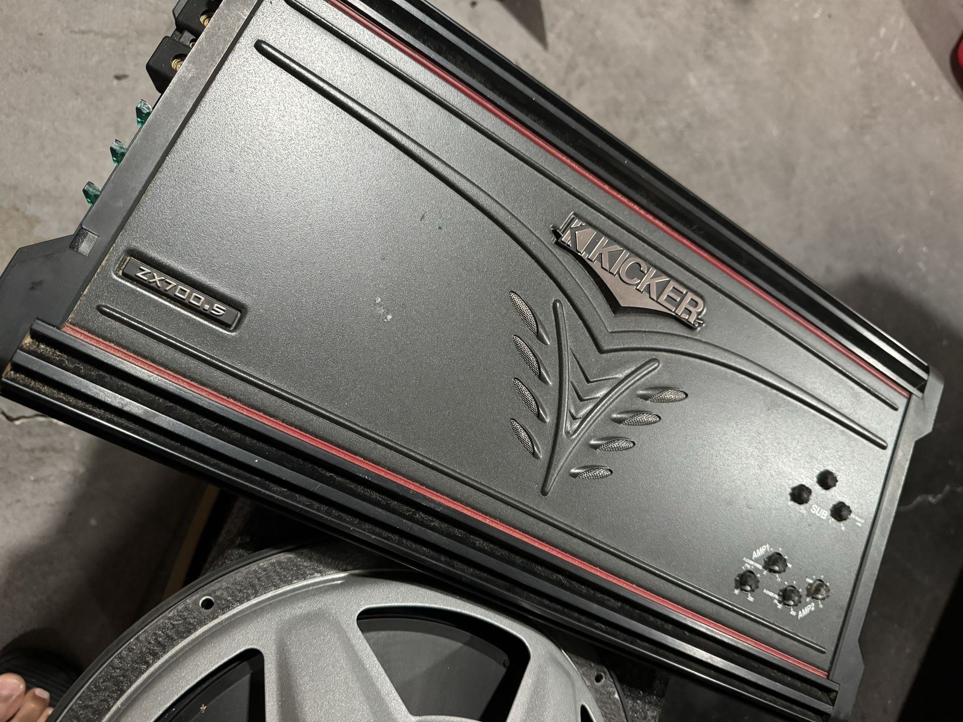 Kicker Amplifier