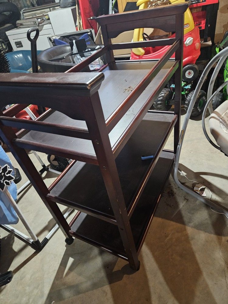 greco changing table