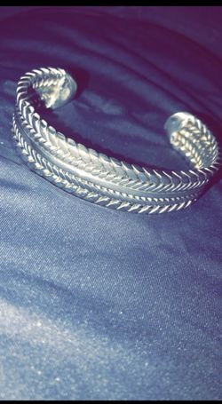 Welding bracelet
