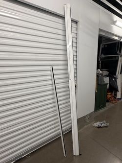 Casper Retractable Screen - Gently Used