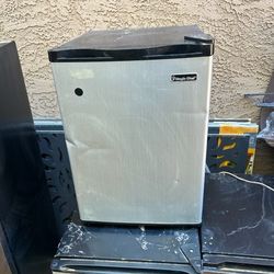Small Refrigerator 