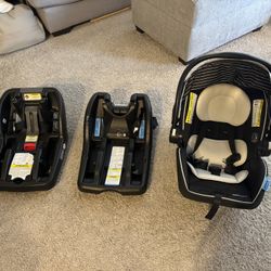 Graco Car Seat + 2 Bases (Snugride 35 lite LX)