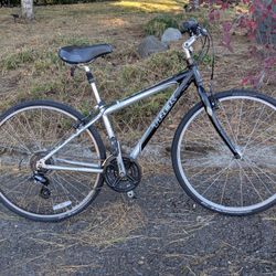 Trek 7000 Size Small 15* Hybrid/Comfort Bicycle 