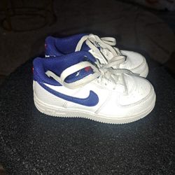 Toddler Nike Size 9/ ONLY MESSAGE IF READY TO PURCHASE