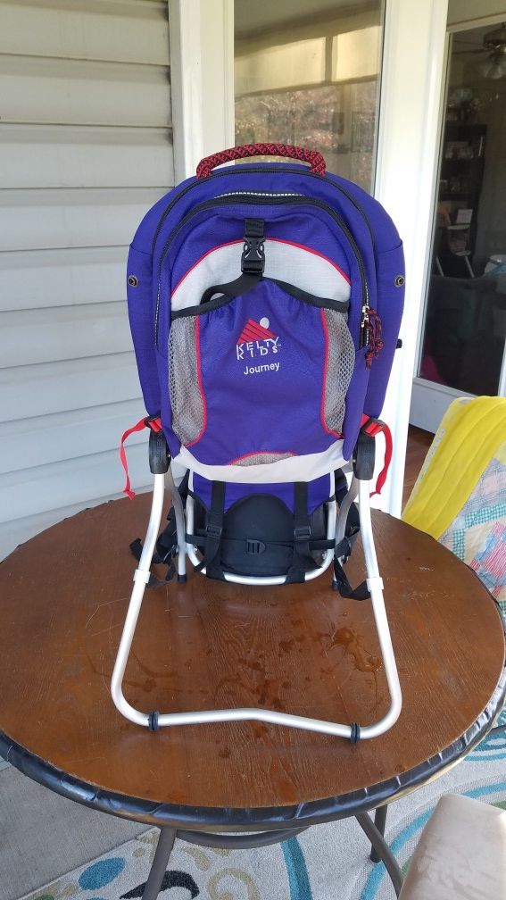 Hiking baby/kid carrier