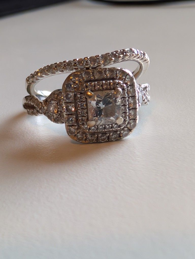 Engagement Ring + matching Wedding Band