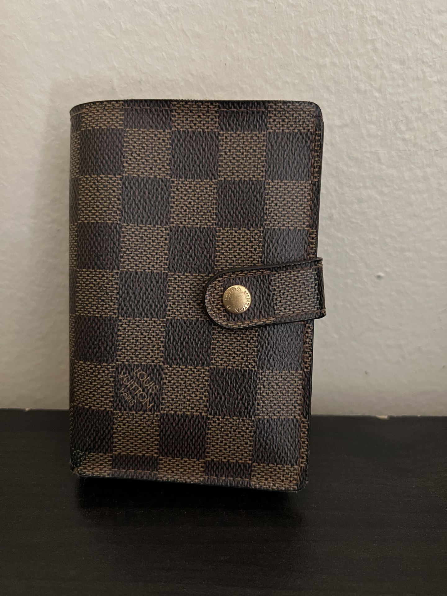 Authentic Louis Vuitton Kisslock Wallet