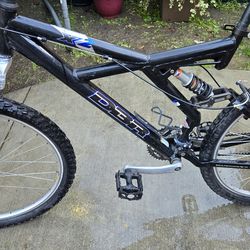 Diamondback X2 Full suspension mountain bike