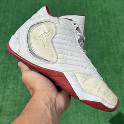 AIR JORDAN B’2RUE “RED / WHITE PATENT LEATHER” (Size 6, Youth)