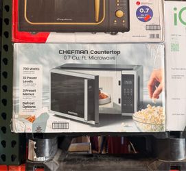 Chefman Countertop 0.7 Cu. Ft. Microwave Brand New In Box