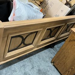 Cal King Bed Frame With Head Board /Foot Base