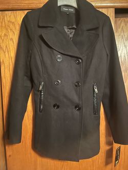 Black Rivet Woman’s Classic Peacoat