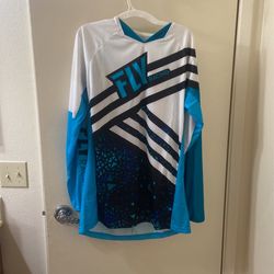 Woman’s Fly Jersey Medium