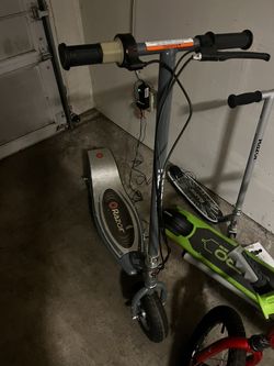 Razor Scoters E300