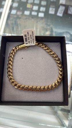 Cuban Link Bracelet 10k