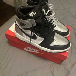 Jordan 1 “Silver Toe”