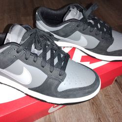 Nike Dunk Low