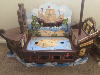 Pirate ship with storage space