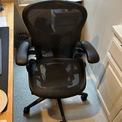 Herman Miller Aeron Chair