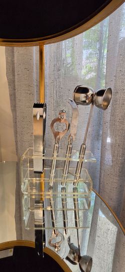 Brand New Acrylic Base 4 piece Stainless Steel Bar Tool Set