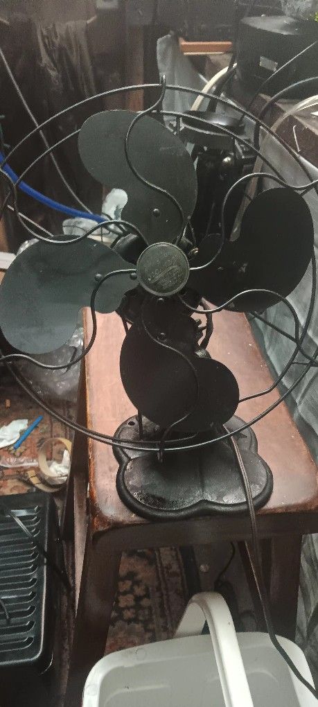 Emerson Seabreeze Vintage Fan