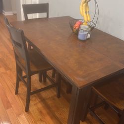 Kitchen Table 4 Chairs Included 