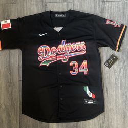 Los Angeles Dodgers Valenzuela Sarape Jersey 