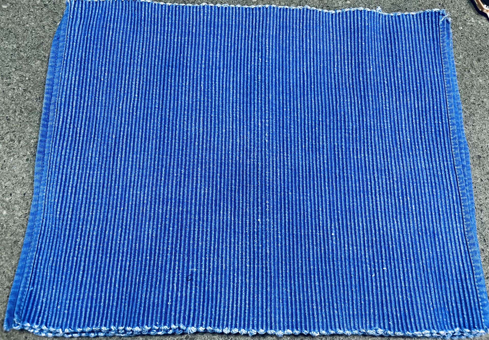 6 Blue Ribbed Fabric Placemat Set