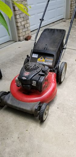 Lawnmower heavy duty Briggs Stratton Engine with Seeder