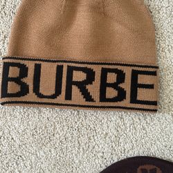 Burberry beanie